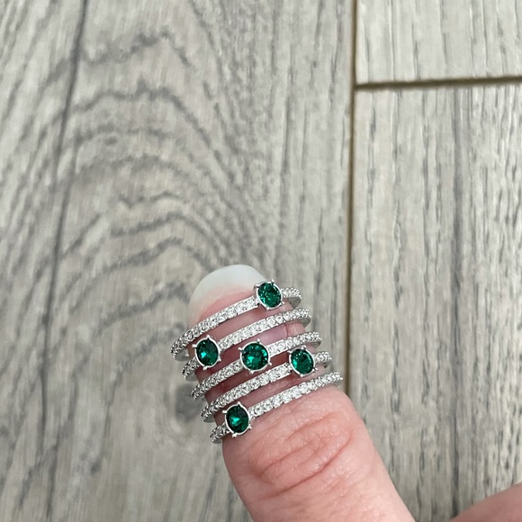 Swarovski Jewelry - NEW Swarovski Emerald Crystal Silver Green Ring